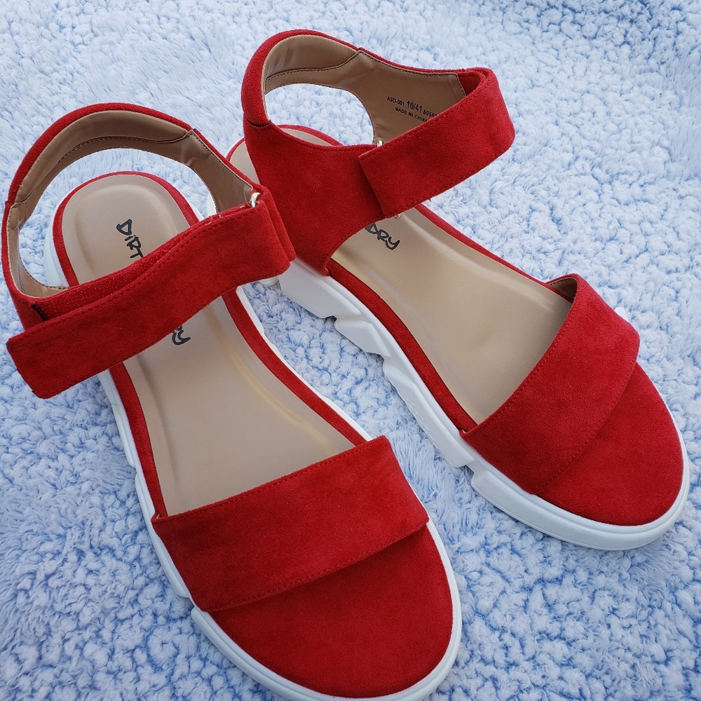 Dirty laundry ashville micro su red sandals flat